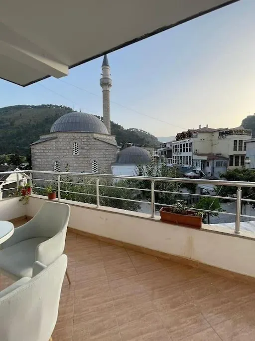 Villa Agalliu City Center Berat 0*,